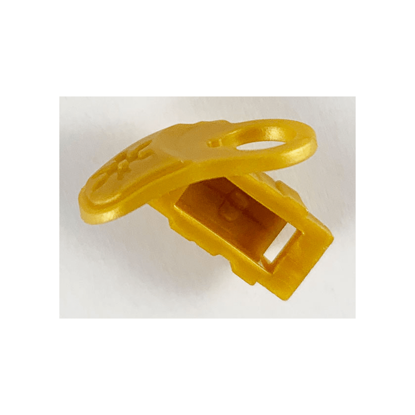 Pearl Gold Minifigure Armor Shoulder Pad with Debossed Shuriken Throwing Star and Scabbard for 1 Katana