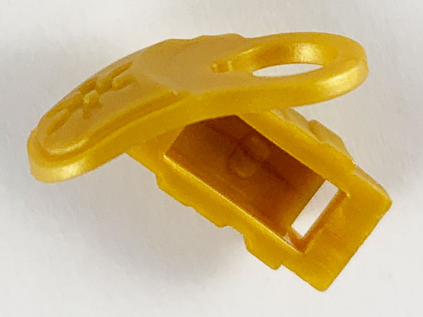 Pearl Gold Minifigure Armor Shoulder Pad with Debossed Shuriken Throwing Star and Scabbard for 1 Katana